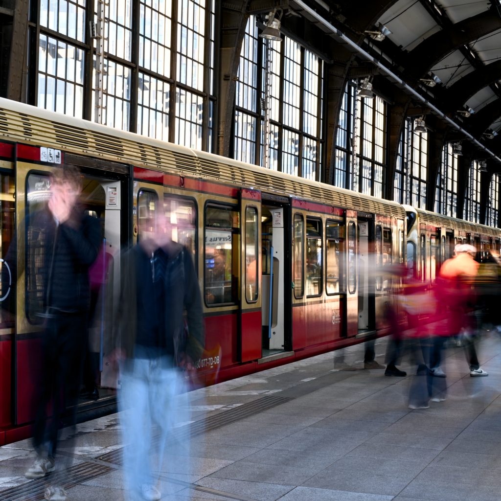 the dynamic Berlin at a S-bahn station